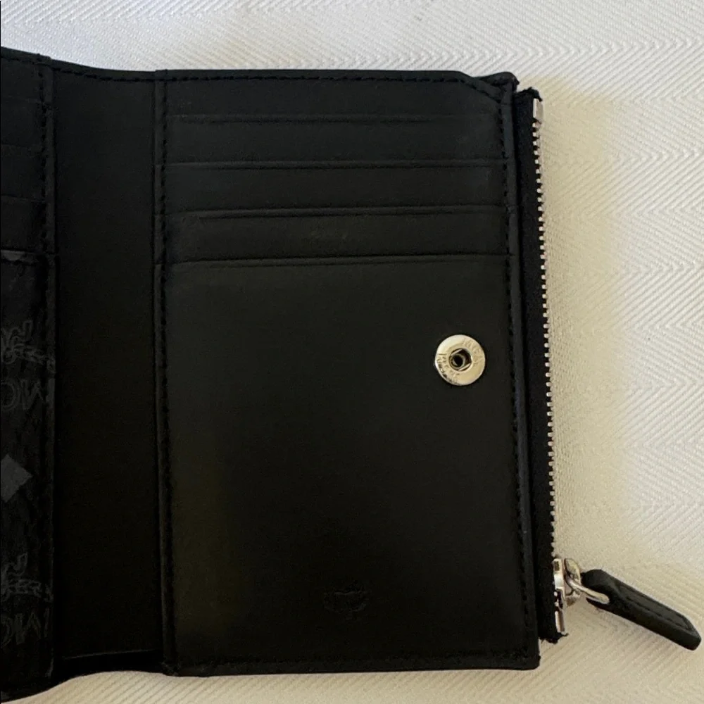 MCM Bifold Wallet Black Leather Pouch with Logo - Picture 5 of 6